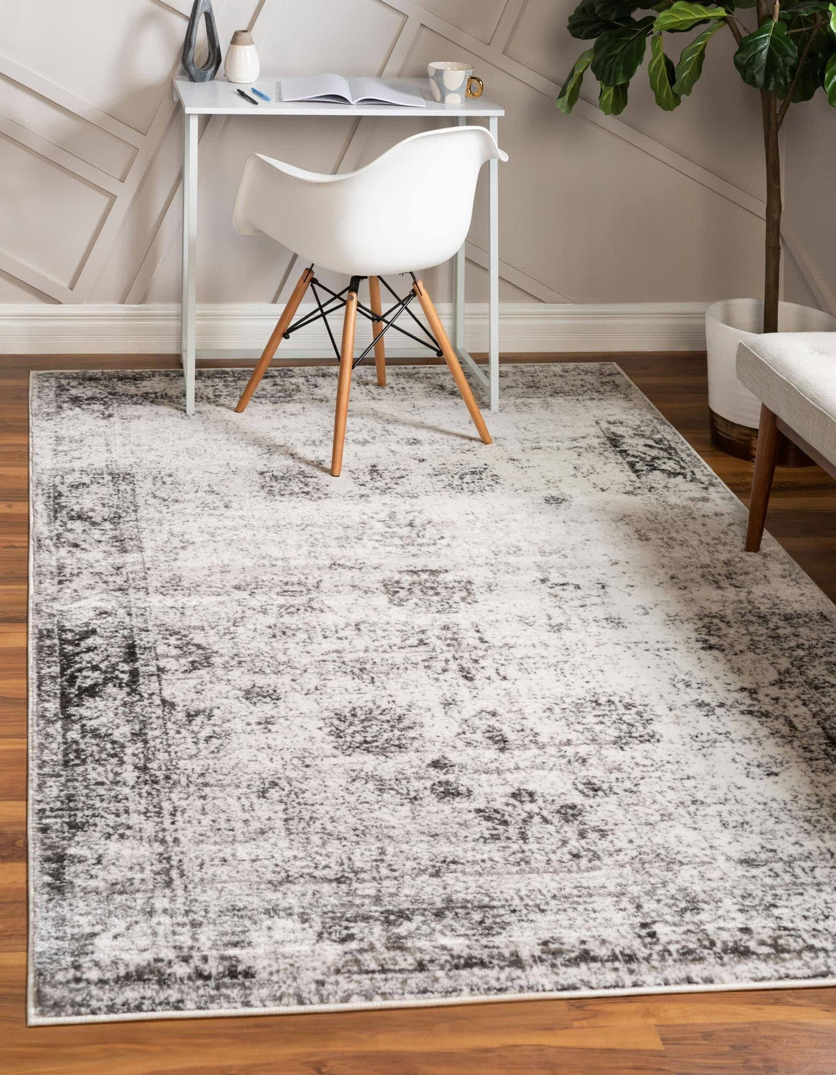 Unique Loom Casino Sofia Area Rug, Gray - Product image 1